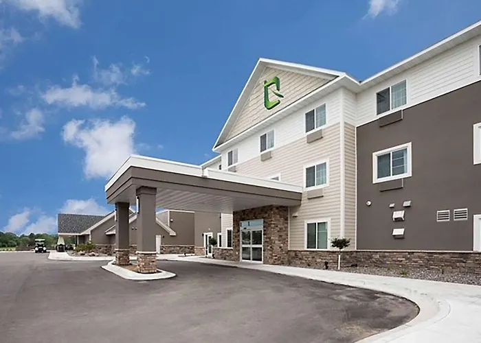 GrandStay Hotel & Suites